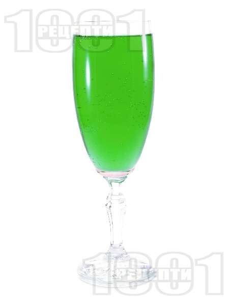 green cocktail recipe