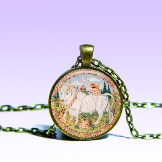 Zodiac Sign Taurus April 21 - May 21 Vintage Pendant Astrology NECKLACE Zodiac Jewelery Charm Pendant for Him or Her